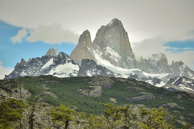 El Chalten: Full Day Trekking to Loma del Pliegue Tumbado - What the $195 Price Really Covers