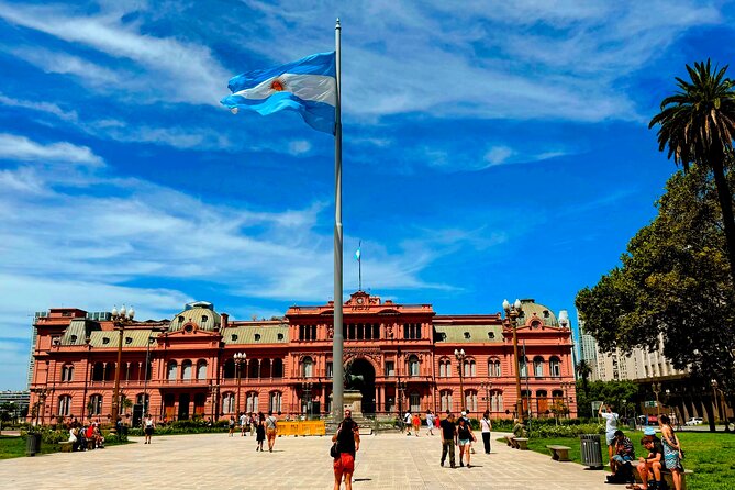 Evita Perón Private Tour: the woman behind "Don´t cry for me Argentina" and more - The Evita Museum gives the story its substance