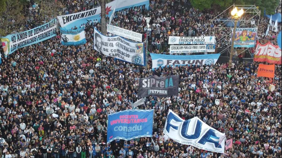 Evita Perón: the woman behind "Don´t cry for me Argentina" - Key points at a glance