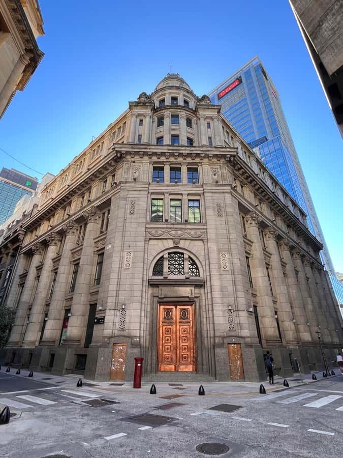 Exclusive Full-Day Private Tour in Buenos Aires - Recoleta Cemetery, grand names and quiet streets