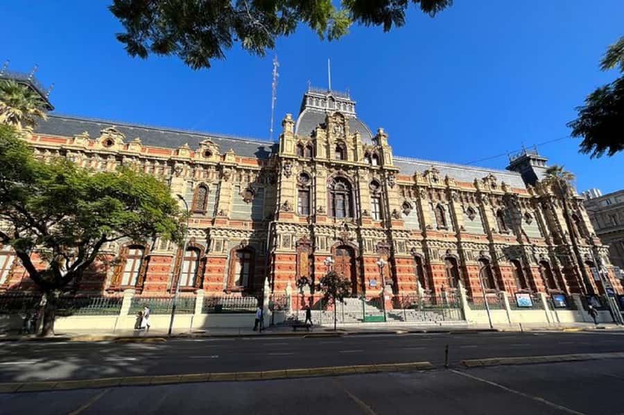 Exclusive Full-Day Private Tour in Buenos Aires - A final walk through Recoleta and a route that includes Palermo