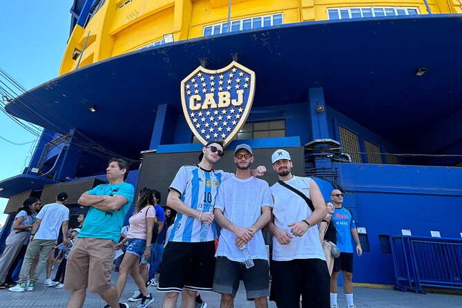 Experience Boca River - Crossing the city to River Plate’s El Monumental