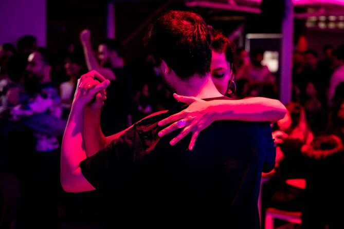 Experience Buenos Aires: Private Tango Lesson - Starting with the walk, not the showy moves