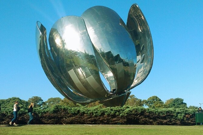 Experience Recoleta in Buenos Aires Little Paris - Starting at the Faculty of Law: a grand first impression