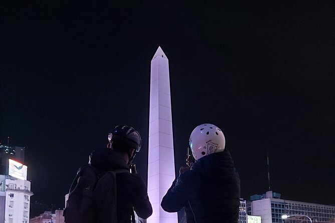 Experience the Lighted Night of Buenos Aires in a Bike - The Obelisco and the scale of 9 de Julio Avenue