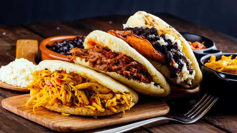 Flavors of Latin American Food Tour in Buenos Aires - Empanada and vermouth, an Argentine pause
