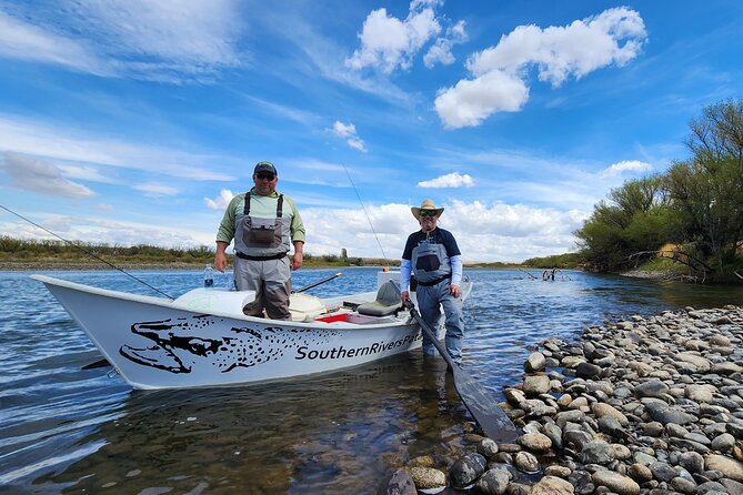 Fly Fishing Trips & Guide Service in Bariloche - A riverside lunch worth making time for