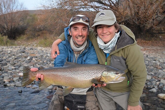 Fly Fishing Trips & Guide Service in Bariloche - What the private format changes