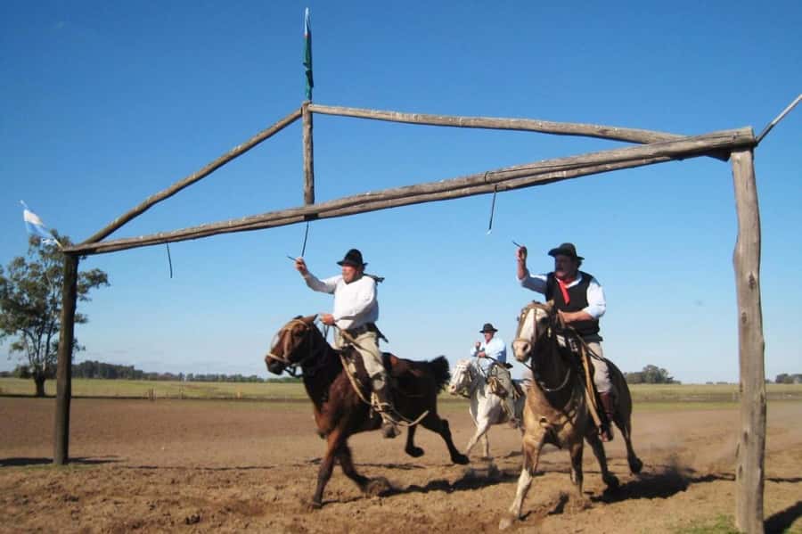 From BA: Santa Susana Day Trip with Lunch - Gaucho Party - Gaucho skills and Creole horsemanship