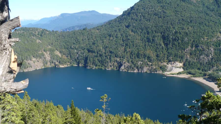 From Bariloche: San Martin de los Andes and 7 Lakes Circuit - Why the Seven Lakes road is worth your day