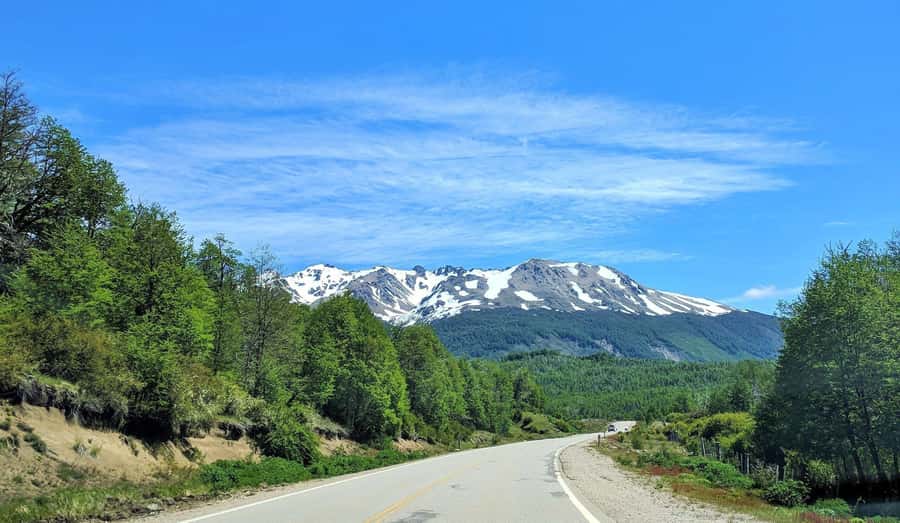 From Bariloche: San Martin de los Andes and 7 Lakes Circuit - Machonico offers dark blue water