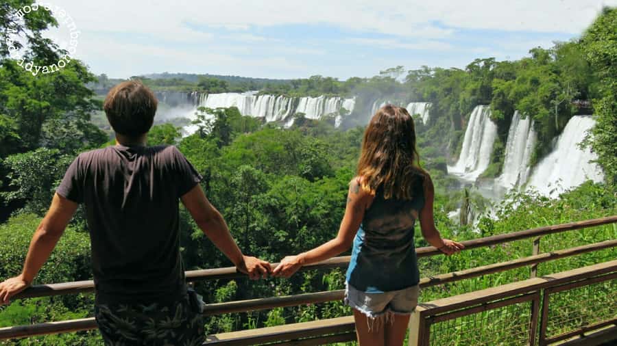 From Buenos Aires: 3-Day Iguazu Falls Tour with Airfare - What the ecological train adds