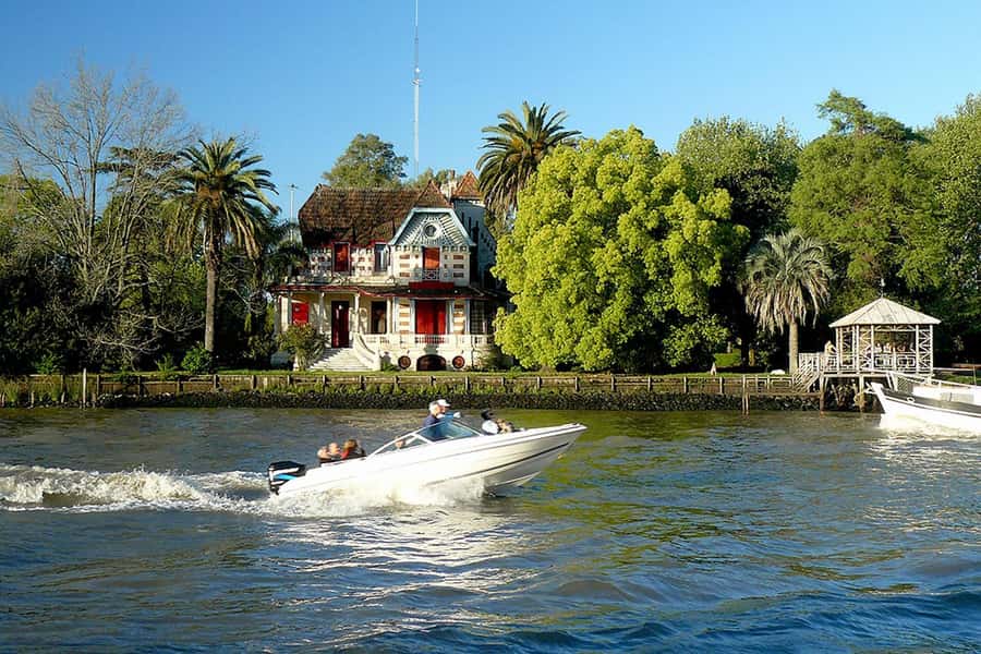 From Buenos Aires: Boat Trip to Tigre with Puerto de Frutos - Starting at Puerto Madero and following the Buenos Aires shore