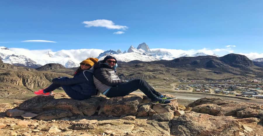 From El Calafate: Full-Day Tour to El Chaltén - A warm break at Parador La Leona