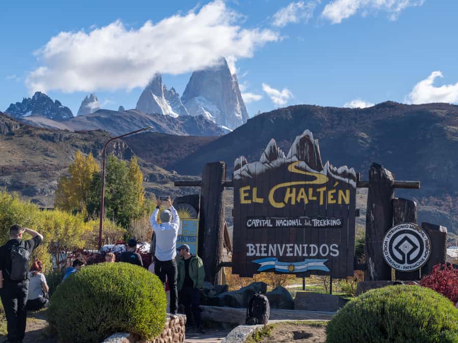 From El Calafate: Full-Day Tour to El Chaltén - The early road from El Calafate to Route 40