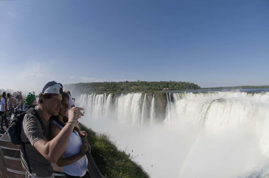 From Foz do Iguaçu: Argentinean Falls Tour with Pickup - Pickup from Foz do Iguaçu and the ride to Argentina