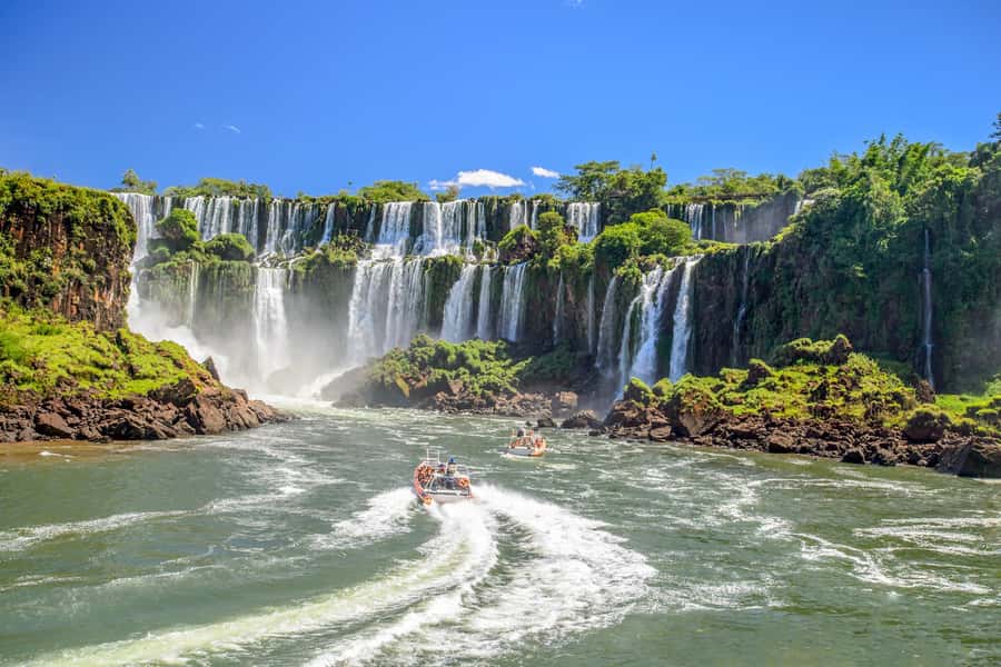 From Foz do Iguaçu: Argentinian Iguazu Falls with Boat Ride - Leaving Foz do Iguaçu for Argentina