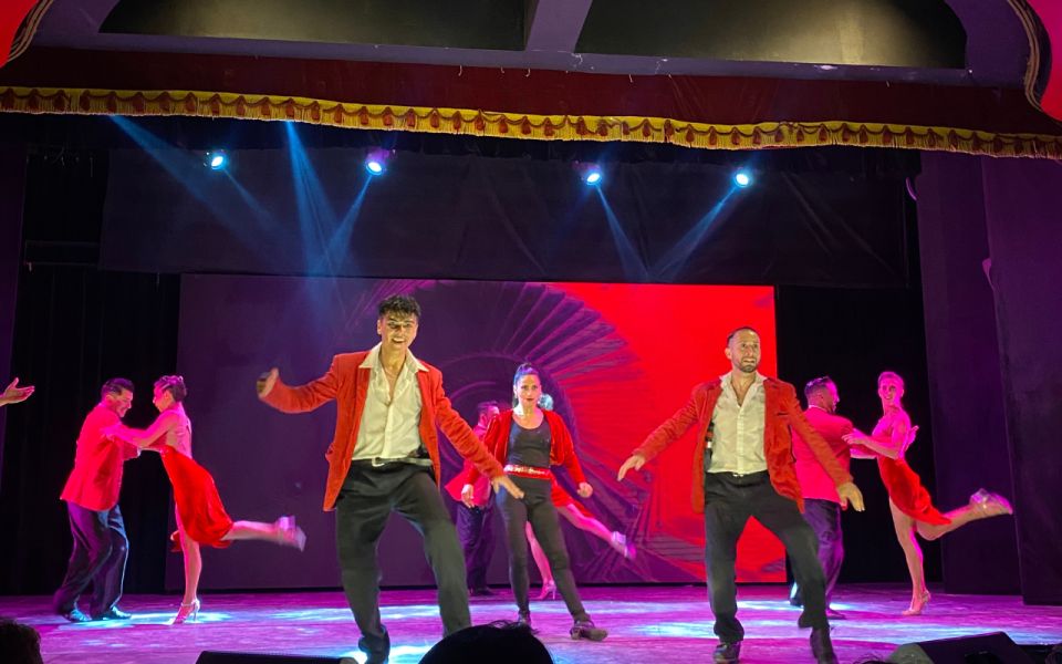 From Foz do Iguaçu: Madero Tango with dinner - What the $112 price really covers