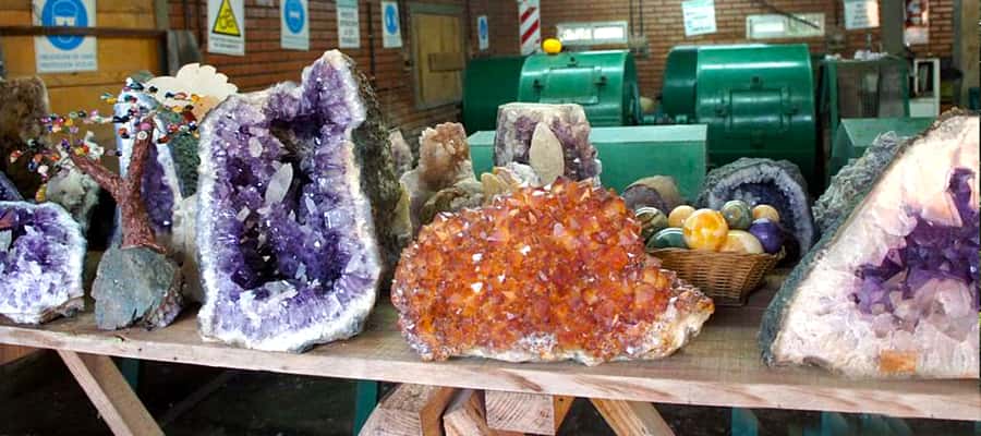 From Puerto Iguazu: San Ignacio Ruins and Wanda Mines Tour - Why this 12-and-a-half-hour outing is worth considering