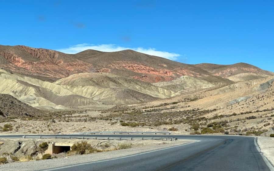 From Salta: Salinas Grandes, Purmamarca and Cuesta de Lipán - Tumbaya and the ride back to Salta