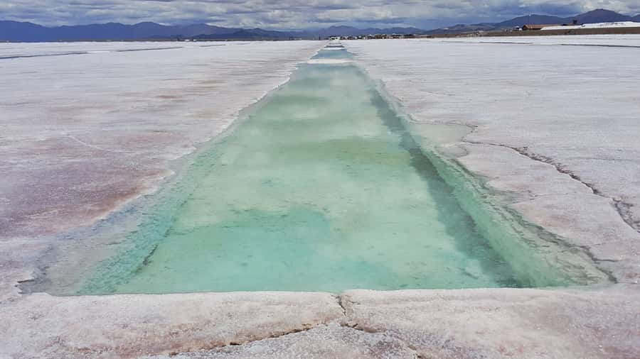 From Salta: Salinas Grandes, Purmamarca & Los Colorados Hike - The early pickup from central Salta