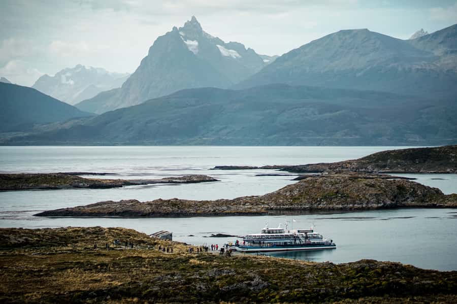 From Ushuaia: Beagle Channel Catamaran Tour - Les Eclaireurs Lighthouse, the postcard view