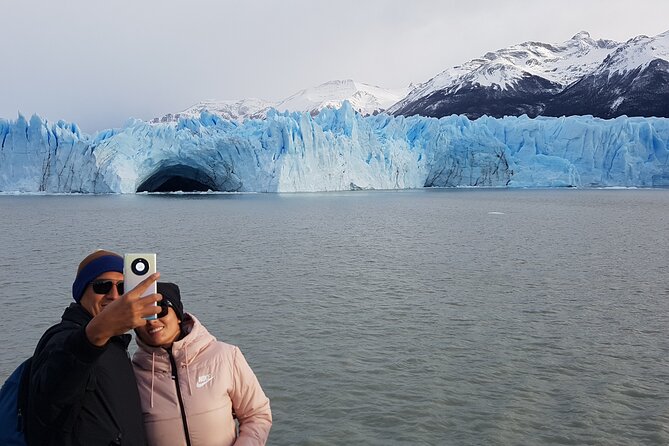 Full Day Guided Tour Perito Moreno National Park and Glacier - Four hours among the glacier walkways