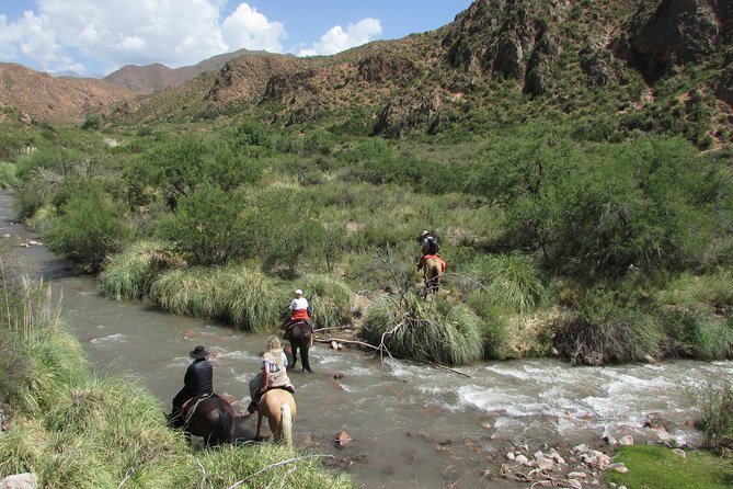 Full day ride at the foot of The Andes - At a glance: what this Mendoza horse ride offers
