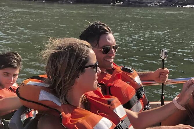 Full Day tour Argentinean Iguazú Falls with Jungle Adventure - Guides, Language, and Group Logistics