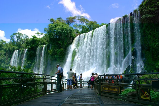 Full-Day Tour to Iguazu Falls - Why the Argentine side deserves a full day