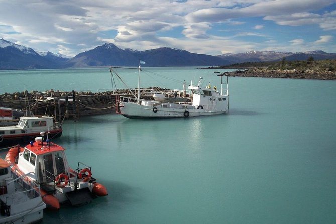 Glacier navigation Mayo Spirit Trek 3 landings and walk through the Forest - Lake Argentino and Mayo Sound by boat