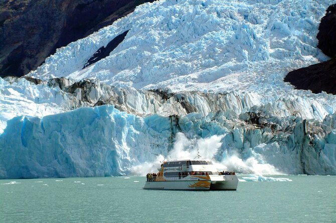 Glaciers Navigation: The highest glacier in the world Spegazzini - Upsala Channel and the moving wall of ice