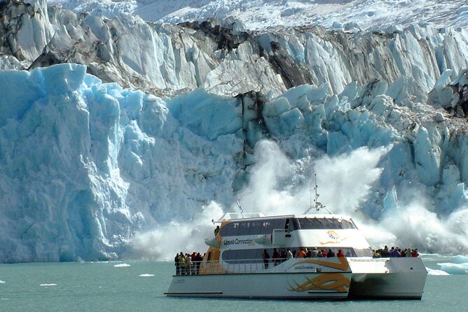 Glaciers Navigation: The highest glacier in the world Spegazzini - Spegazzini Channel and its hanging glaciers