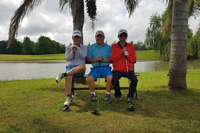 Golf day in Buenos Aires with Hotel pick Up and Drop Off. We stay with you - Check-in, warm-up balls, and the first tee