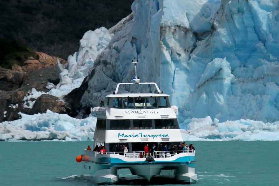Gourmet Glacier Cruise & Footbridges of Perito Moreno - Food, comfort, and the long ride home