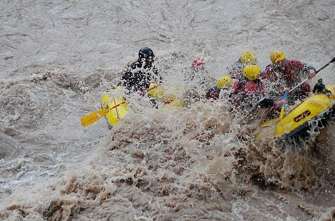 Gutierrez Rafting with transfer from Mendoza City - One hour on class III and IV rapids