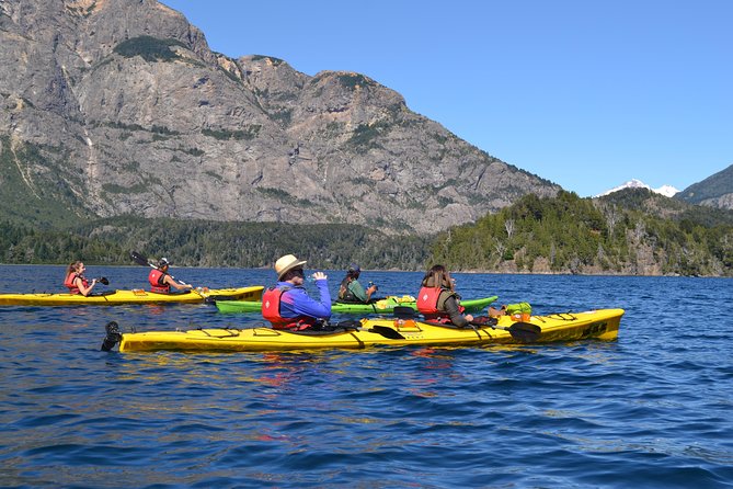 Half a day of kayaking on Lake Moreno in private service - How private service changes the experience
