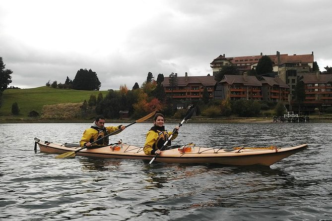 Half a day of kayaking on Lake Moreno in private service - Is $150 per person a fair price?