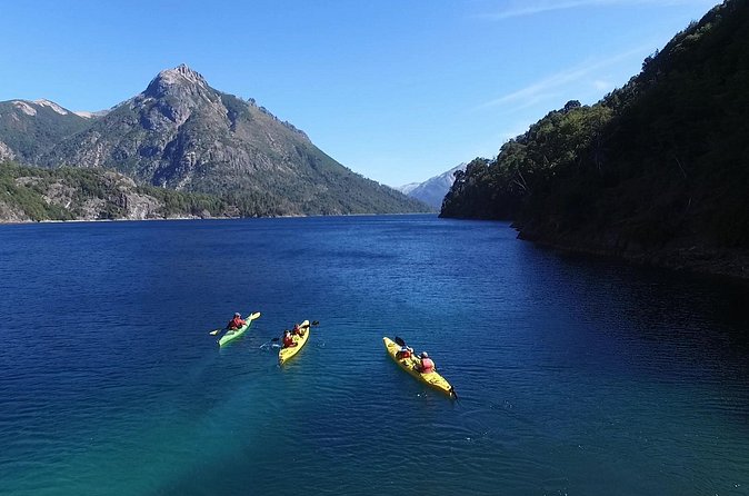 Half a day of kayaking on the Nahuel Huapi lake in private service - What to bring and how to plan your time