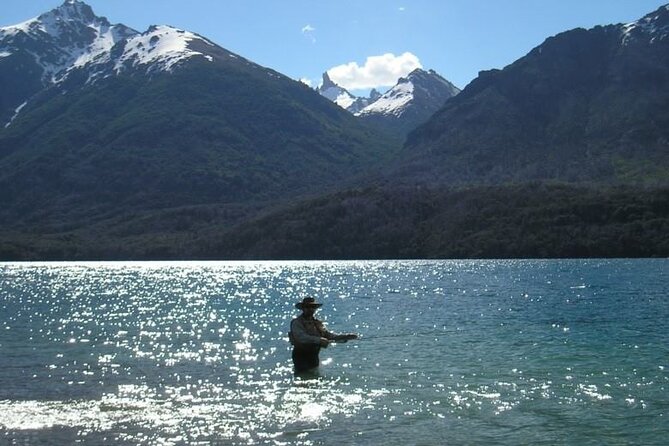 Half Day Flyfishing Or Spinning In The Limay River from Bariloche - Fishing from November through April