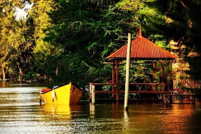 Half Day Tour to the Tigre Delta with Navigation - The one-hour boat ride through the delta
