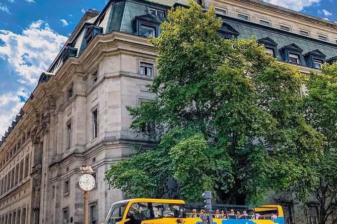 Hop-On Hop-Off Buenos Aires (26 Stops) + Smart Guide AI - The route’s best use: get your bearings before exploring