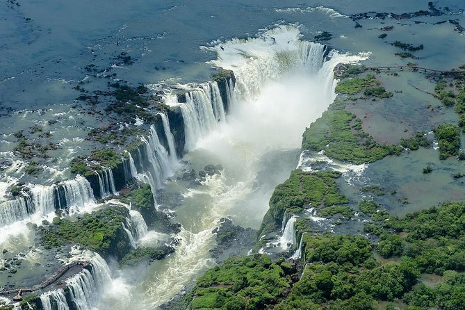 Iguazu Falls Private Tour Argentinean side with Navigation option - What the guide adds to the day