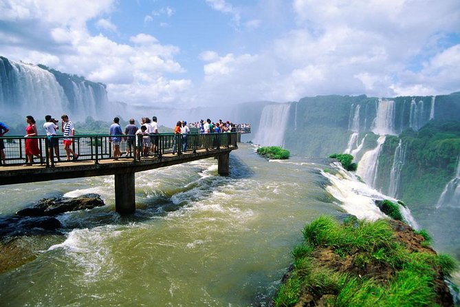 Iguazu Falls Saver Package! Both sides excursions & transfers - Key points to know before booking