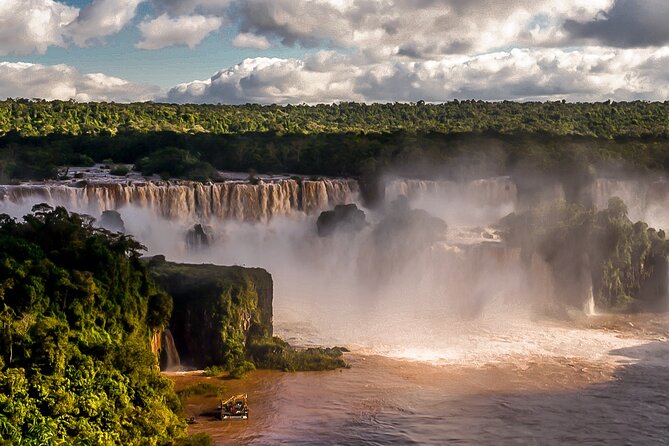Iguazu Falls Saver Package! Both sides excursions & transfers - Price, park fees, and the real value