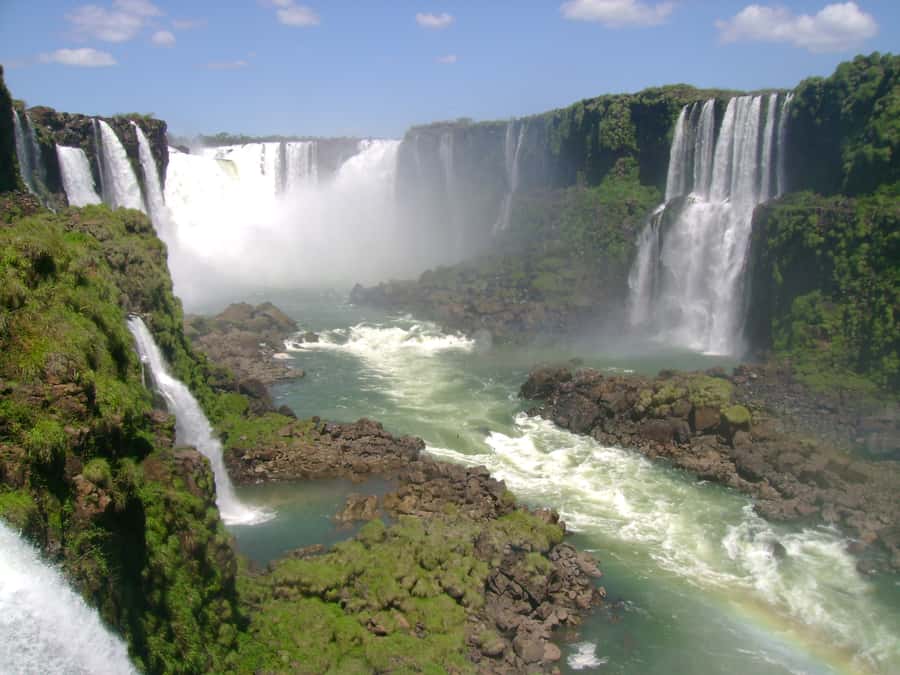 Iguazu in 2 Days: Argentina & Brazil Sides of Iguazu Falls - Guides and group organization