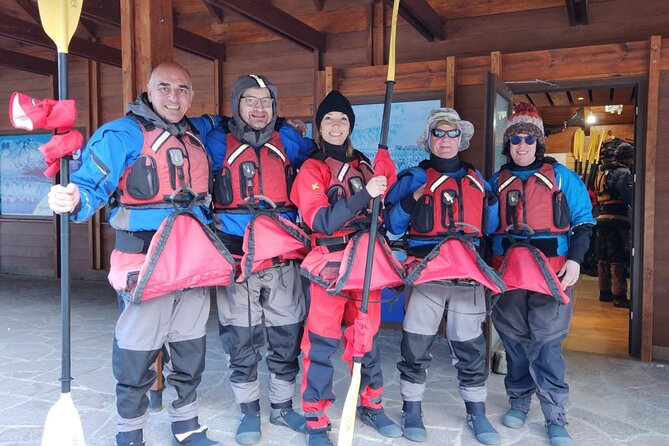 Kayak Perito Moreno Gateways Lunch and Transfer from Calafate - Getting ready at the Perito Moreno Kayak base