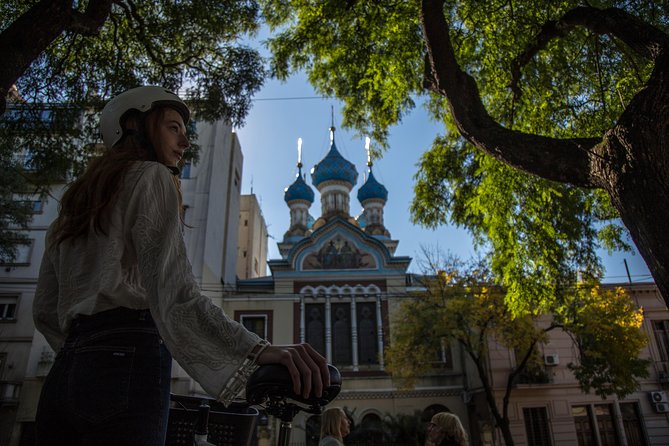 La Boca and Downtown Bike Tour - Private Tour - Cycling beside the Rio de la Plata
