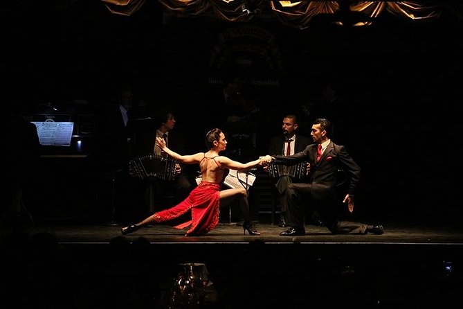 La Ventana Tango Show With Optional Dinner In Buenos Aires - Arriving at Balcarce 431 in San Telmo