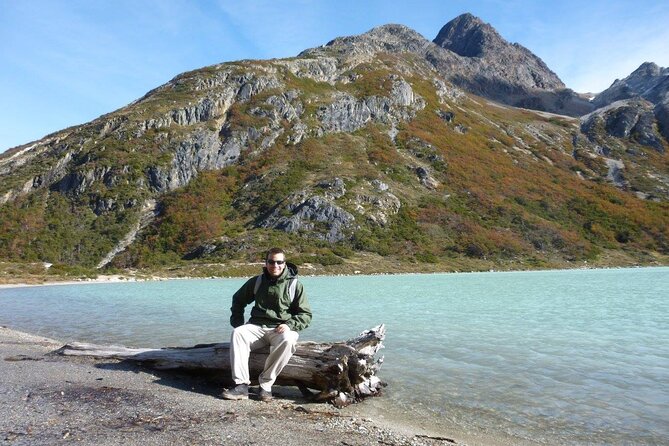 Laguna Esmeralda Trekking Adventure with Lunch - From Ushuaia to Tierra Mayor Valley